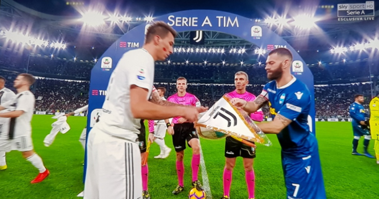 Juventus nagradio Mandžukića velikom gestom, navijači oduševljeni
